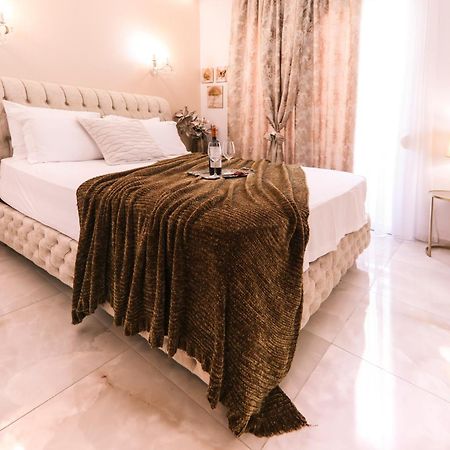 Goldenspace Exquisite Suite Near The Port 沃洛斯 外观 照片