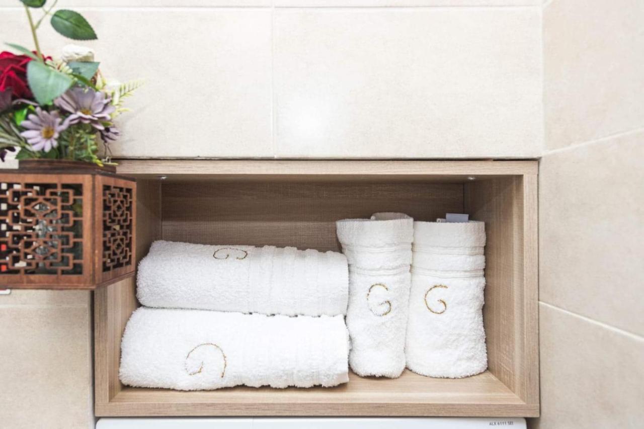 Goldenspace Exquisite Suite Near The Port 沃洛斯 外观 照片